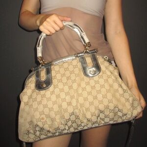 💼 Authentic Vintage Gucci Monogram Bamboo Bag 🤎